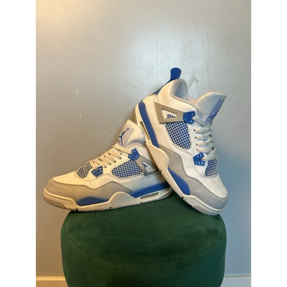 Air Jordan 4 Military Blue Size 11 (pre-owned) Excellent condition